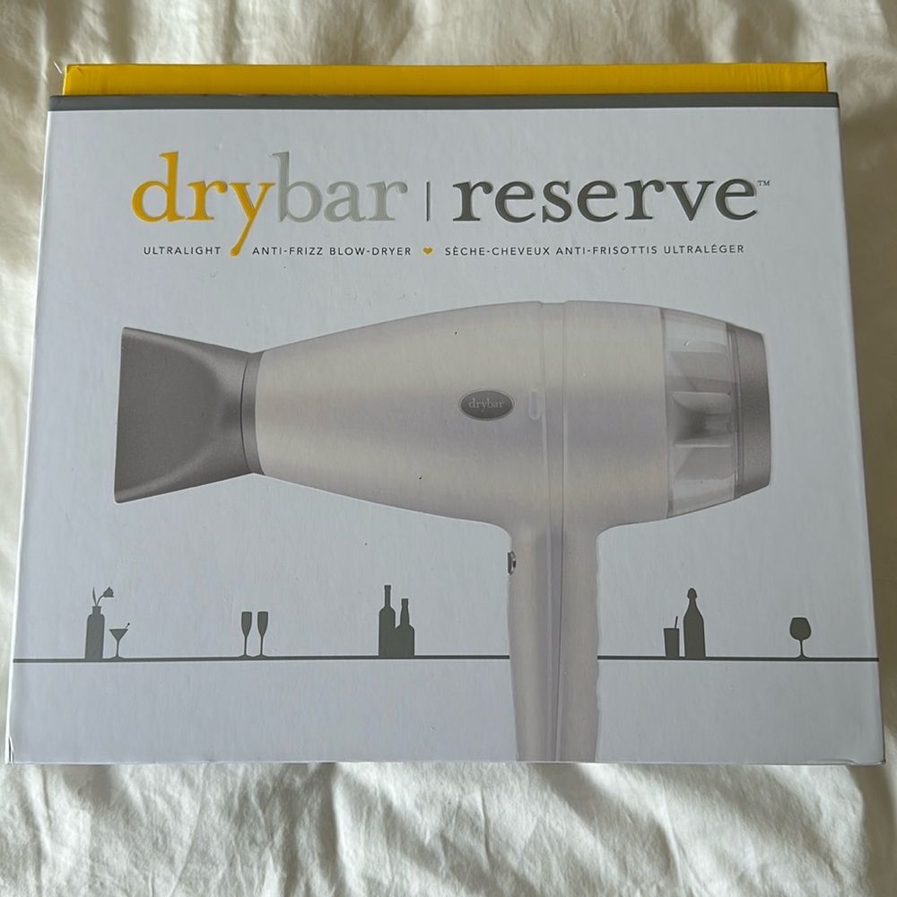 Drybar Reserve Ultralight Anti-frizz blow-dryer - Picture 1 of 1
